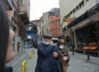 Waiting for the Han Keeper